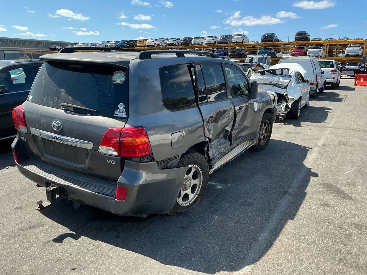 2012 Toyota Land Cruiser J200