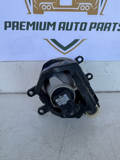2017 Toyota RAV4 Station Wagon Left Fog Light