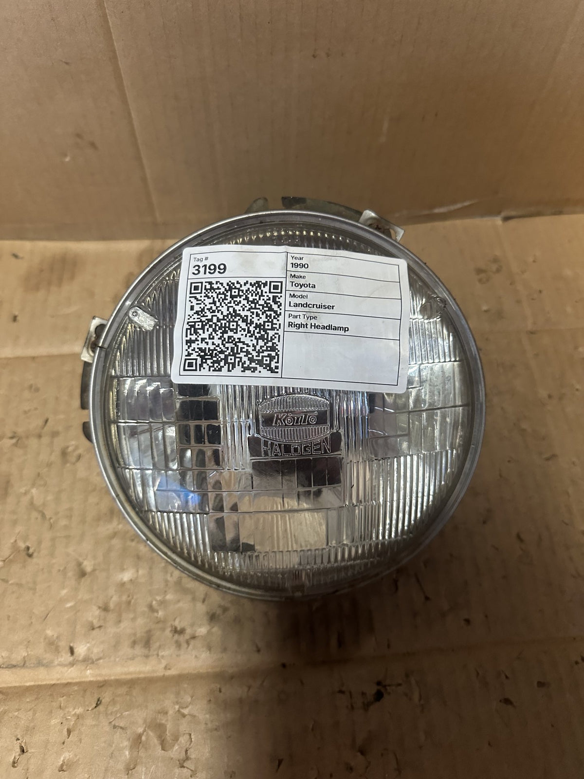 1990 Toyota Land Cruiser - Right Headlight