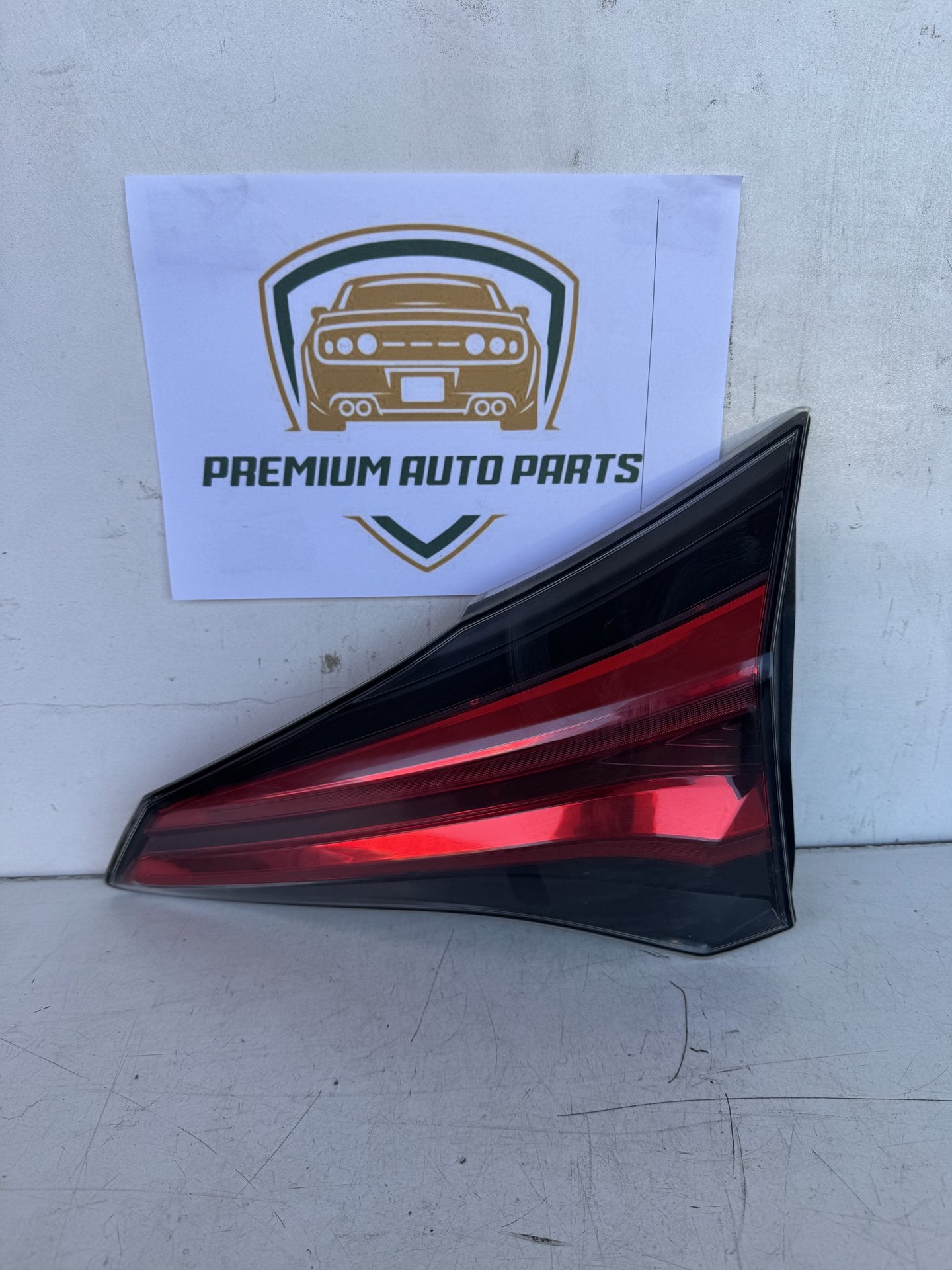 2017 Toyota RAV4 Station Wagon Right Boot Light
