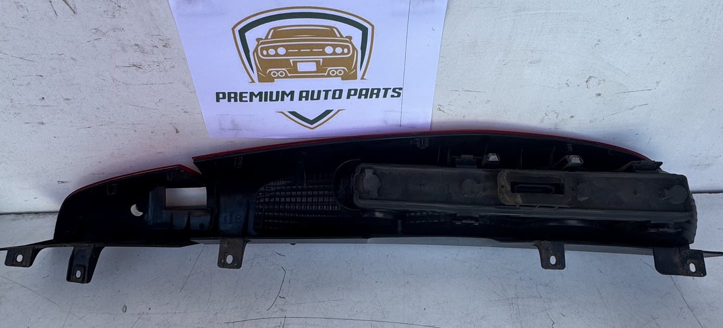 2011  V-Class W639 Left Taillight