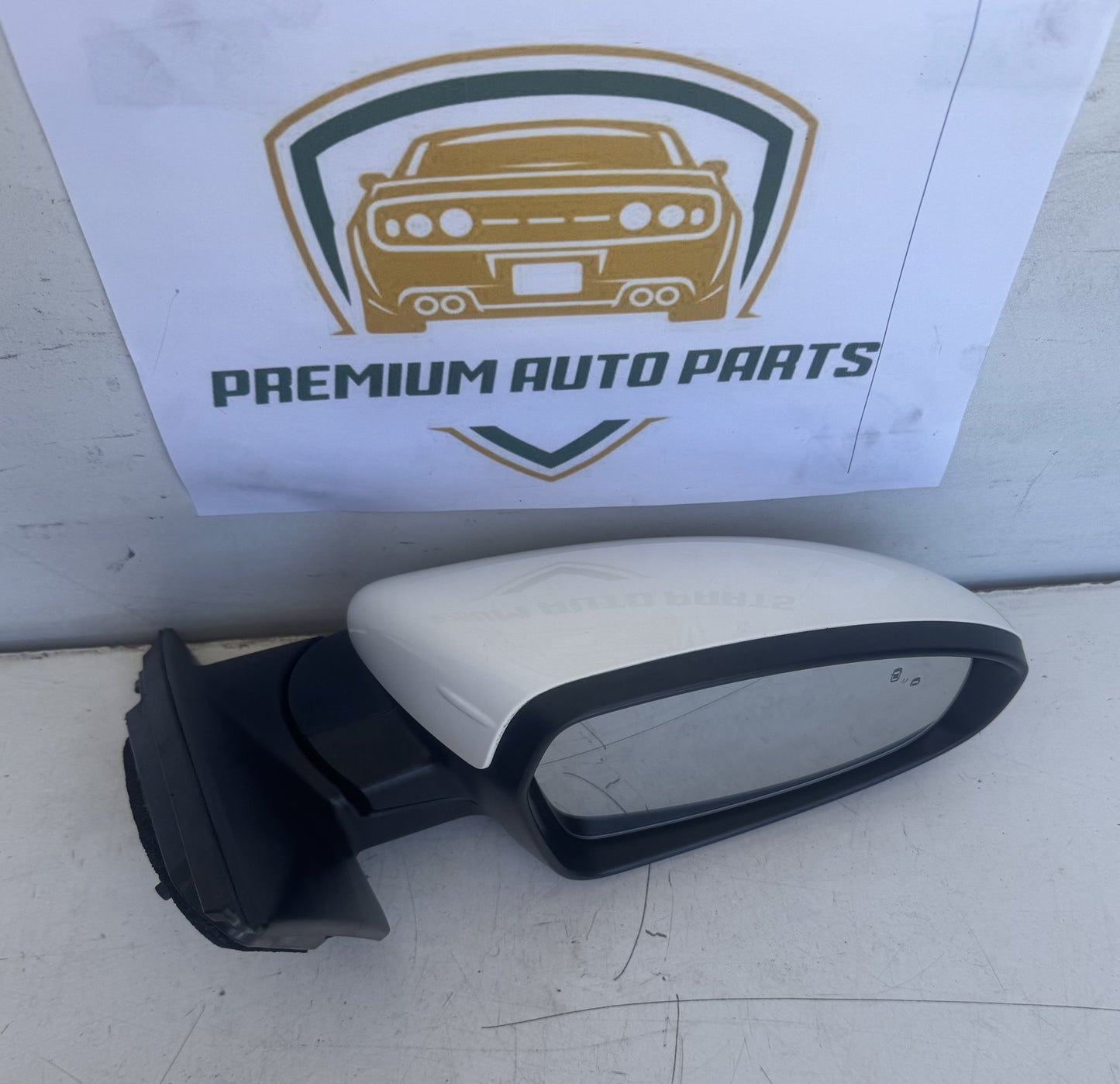 2020   Right Door Mirror