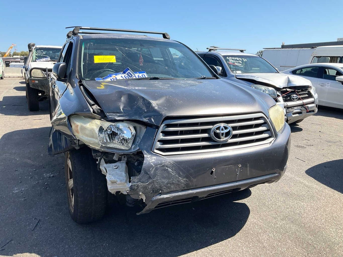 2009 Toyota Kluger U40