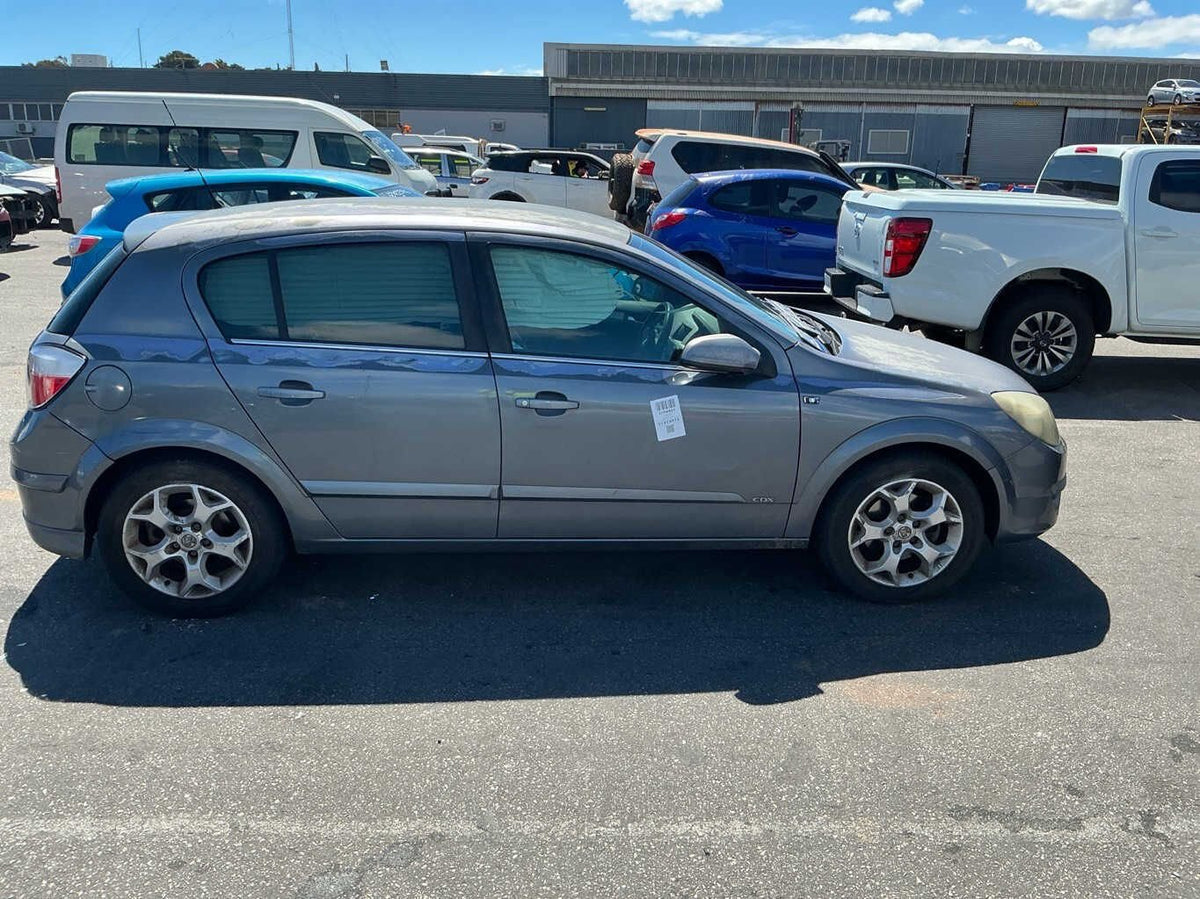 2006 Holden Astra CDX AH