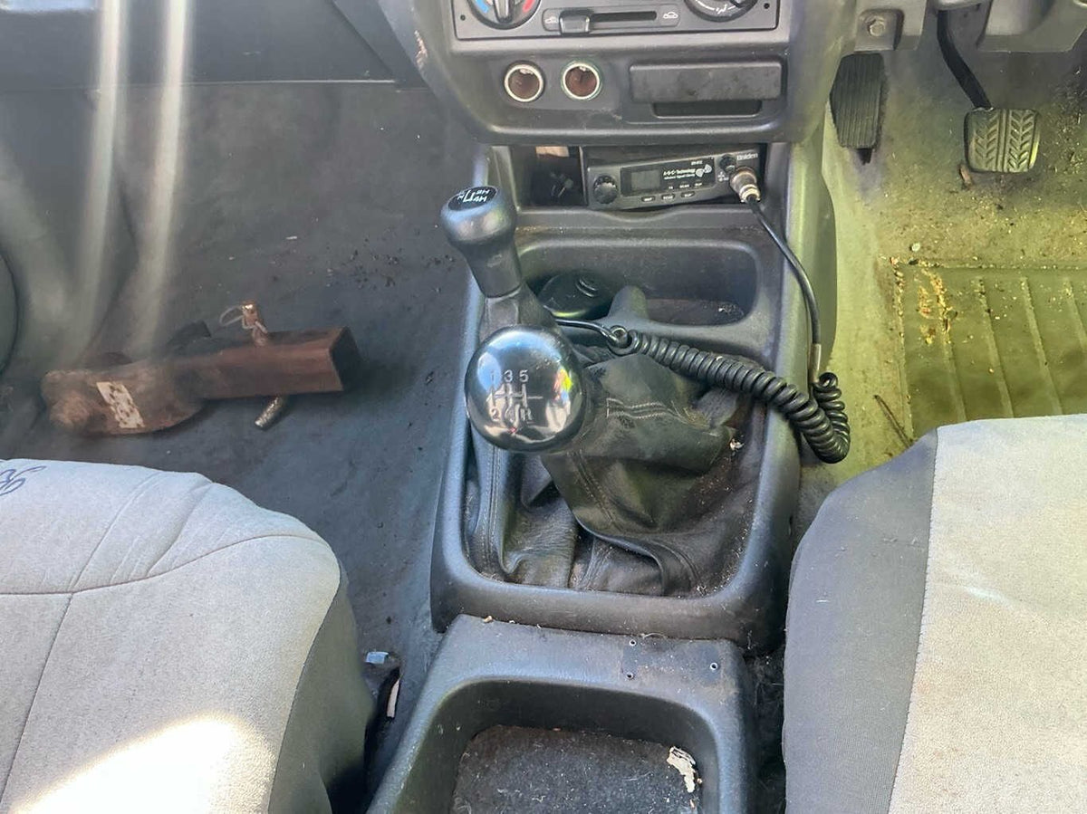 2005 Ford Courier PH