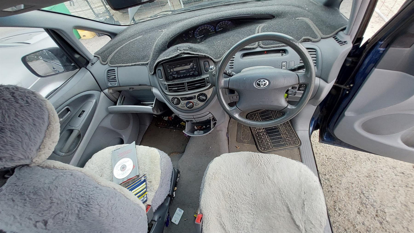 2002 Toyota Tarago