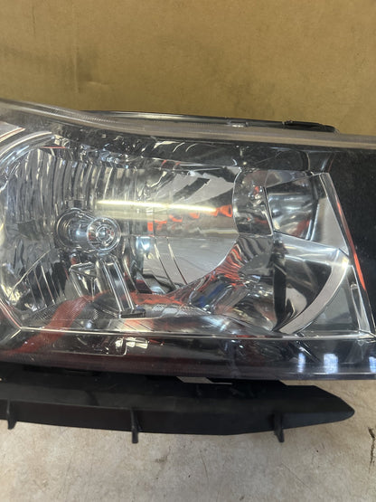2010 Holden Cruze Cruze Right Headlight 12412