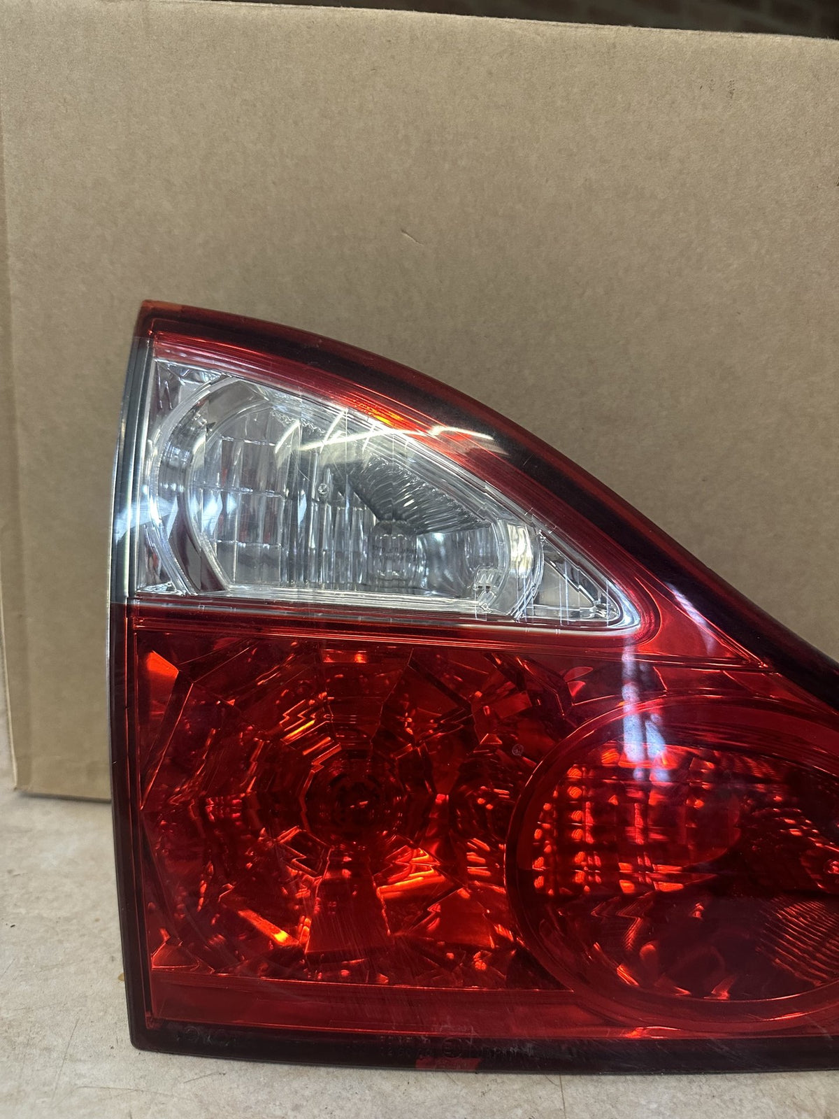 2006 Toyota Avensis Avensis Station Wagon Left Boot Light 4459