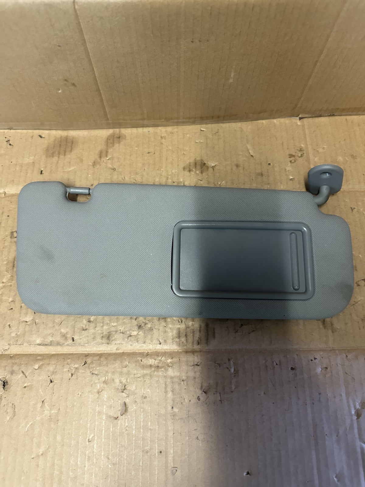 2016 Hyundai Accent RB RB4 - Right Sun Visor