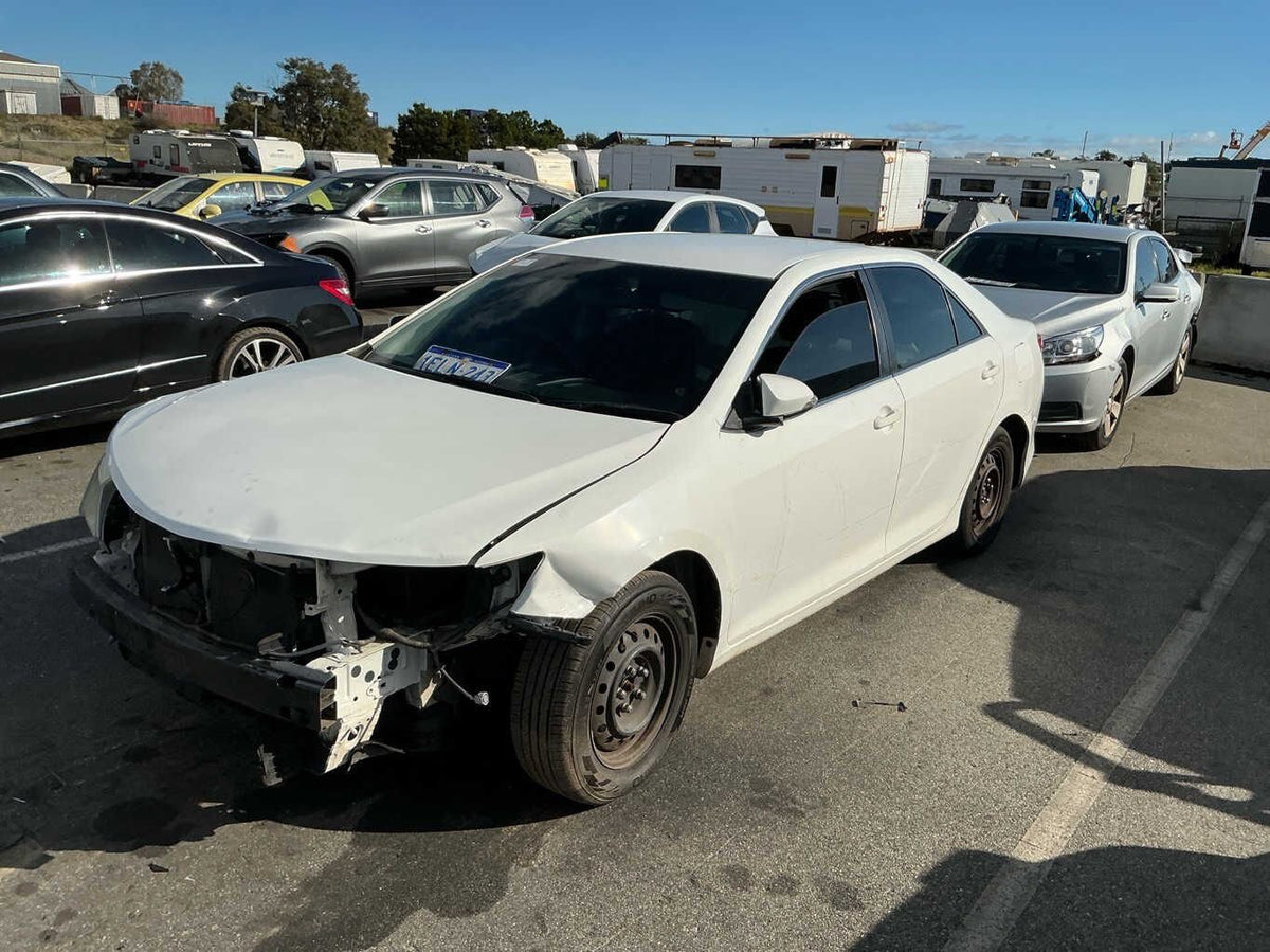 2013 Toyota Camry Altise XV50