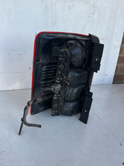 2010 Jeep Cherokee KK Station Wagon Right Taillight