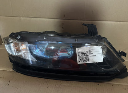 2004 Honda Odyssey - Right Headlight