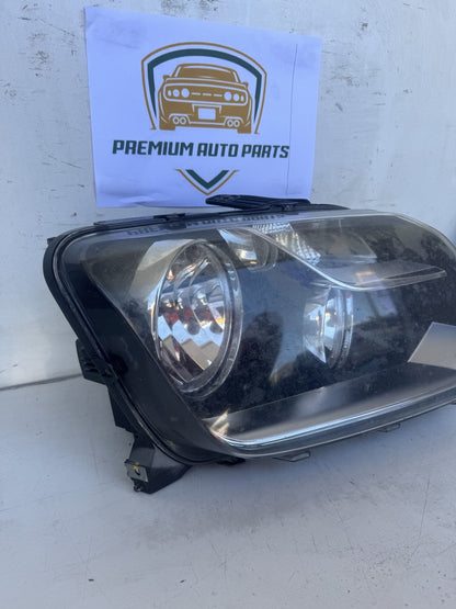 2016  2H Right Headlight