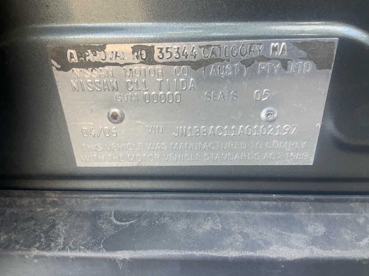 2006 Nissan Tiida ST C11