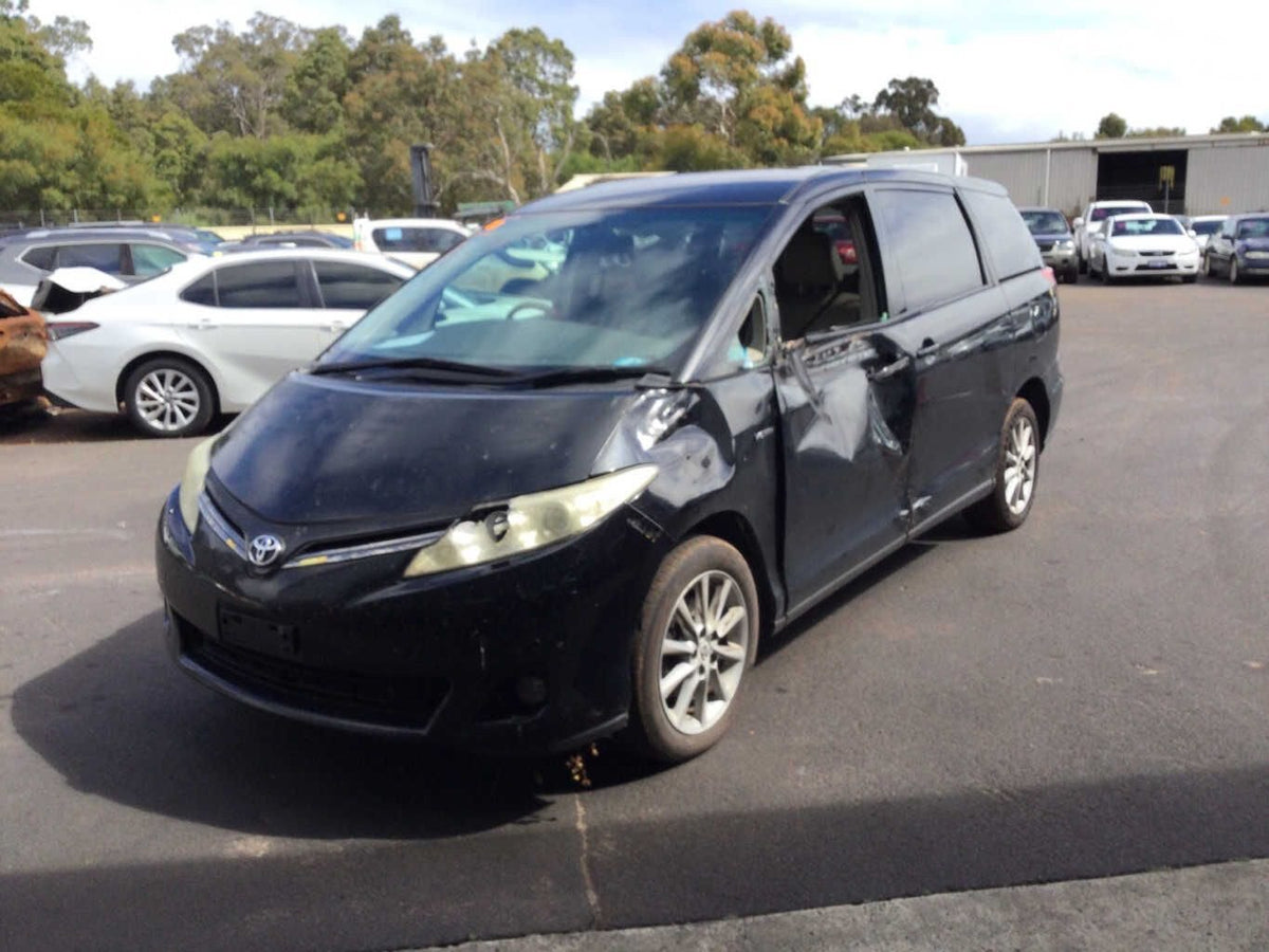 2010 Toyota Tarago R50