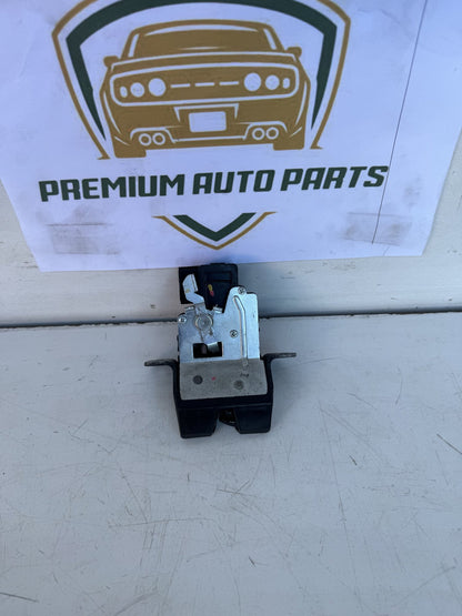 2014  GD Tailgate Lock Actuator