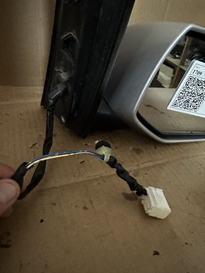 Honda Odyssey Right Door Mirror