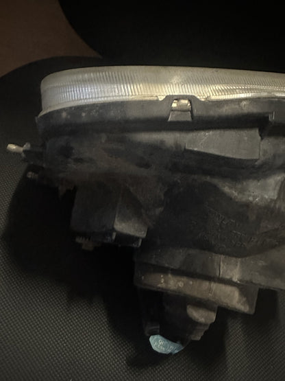 2006 Mitsubishi Triton L 200, Triton Unknown Left Headlight 02HC