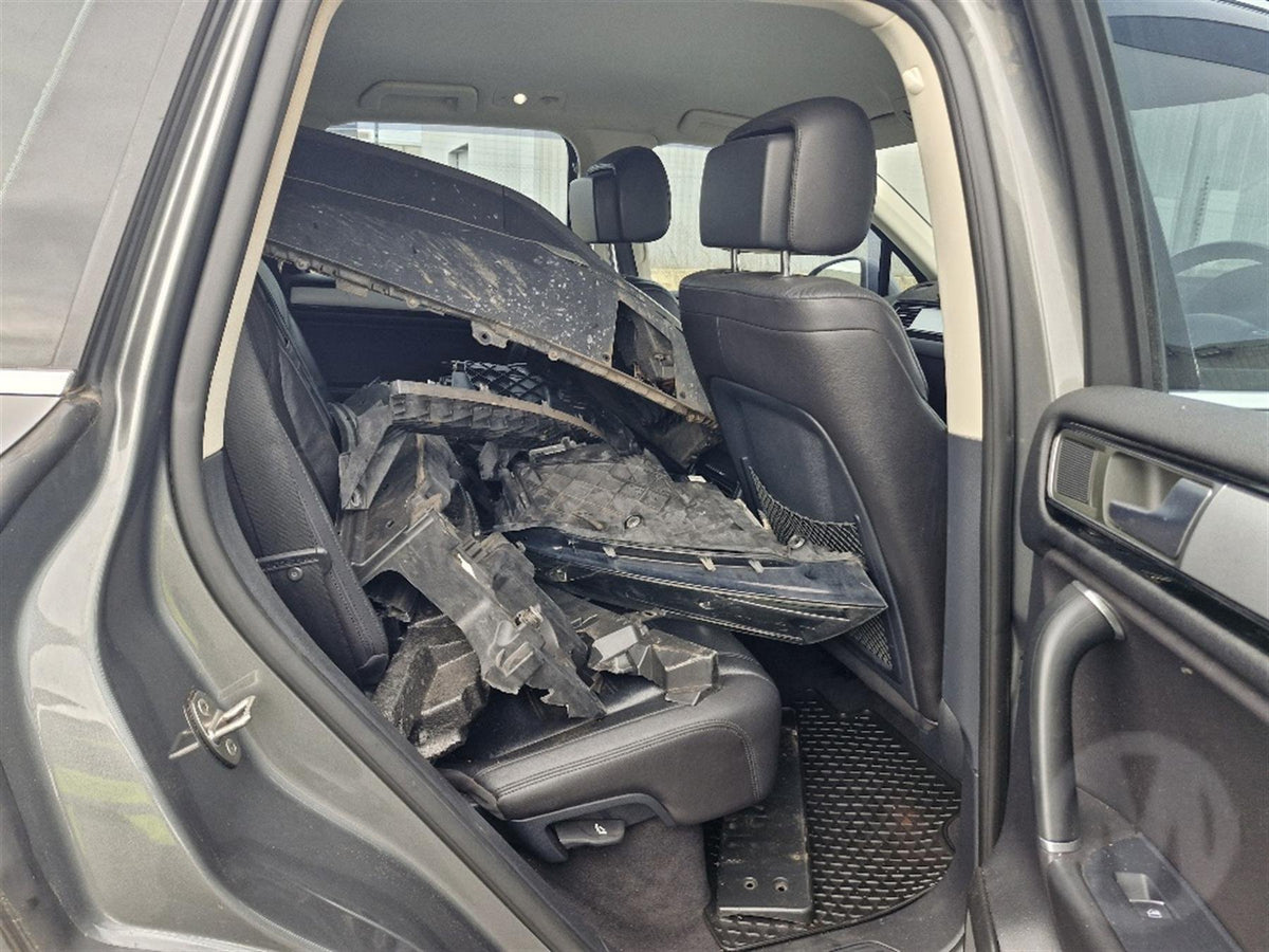 2015 Volkswagen Touareg MK2- 7P
