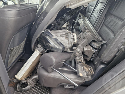 2015 Volkswagen Touareg MK2- 7P