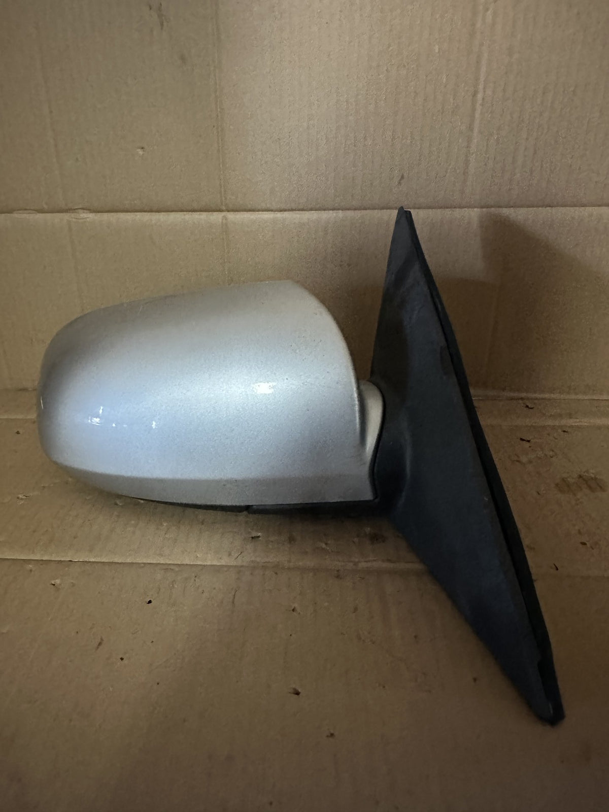 2005-2010 Hyundai Sonata NF Sedan Right Door Mirror 012273