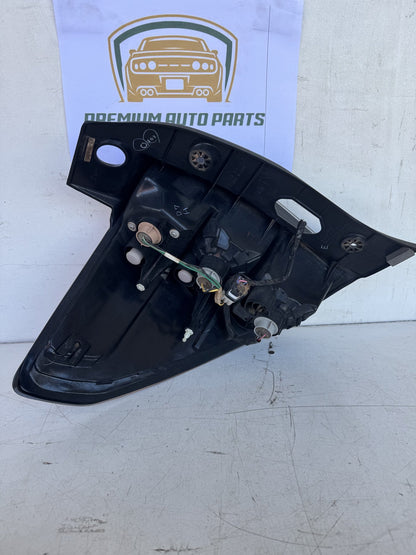2011 Subaru Forester Right Taillight