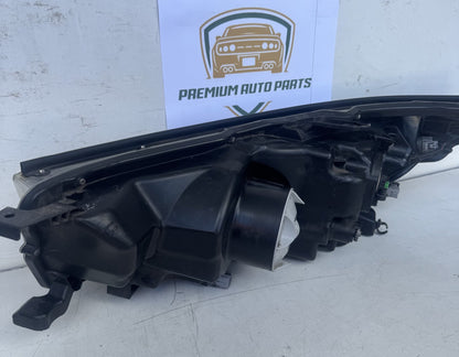 2015  U50 Right Headlight