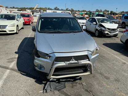 2010 Mitsubishi Outlander LS ZH