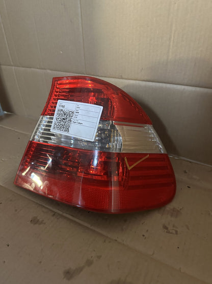2001-2005 BMW 325i E46 - Right Taillight
