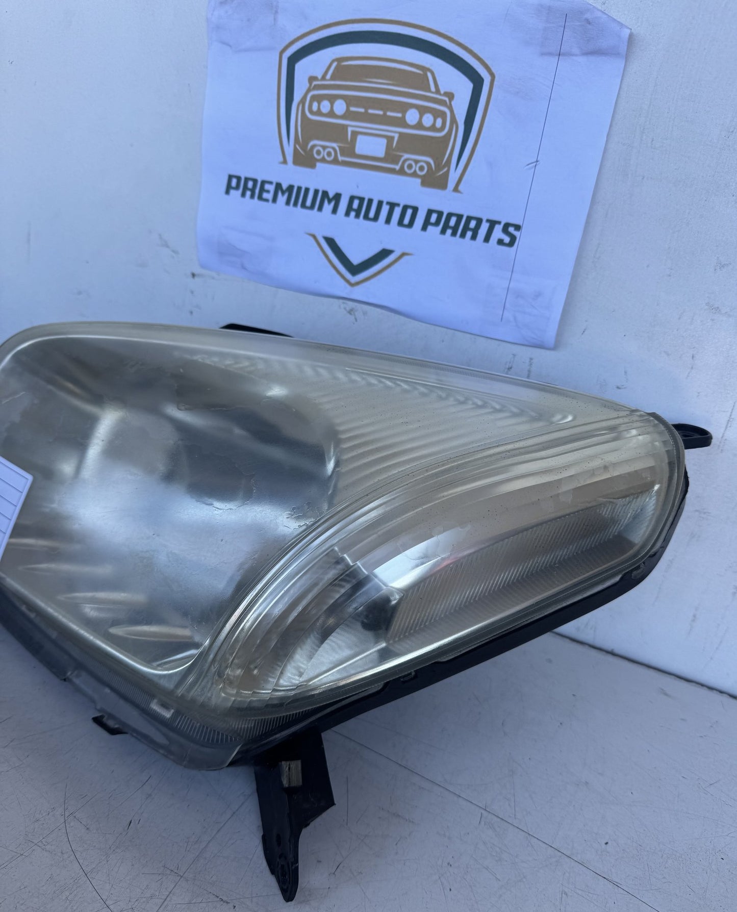 2002 Toyota RAV4 SUV Left Headlight
