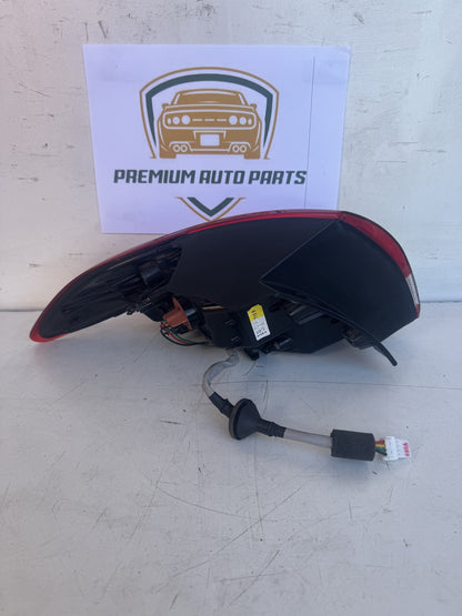 2015  YD Right Taillight