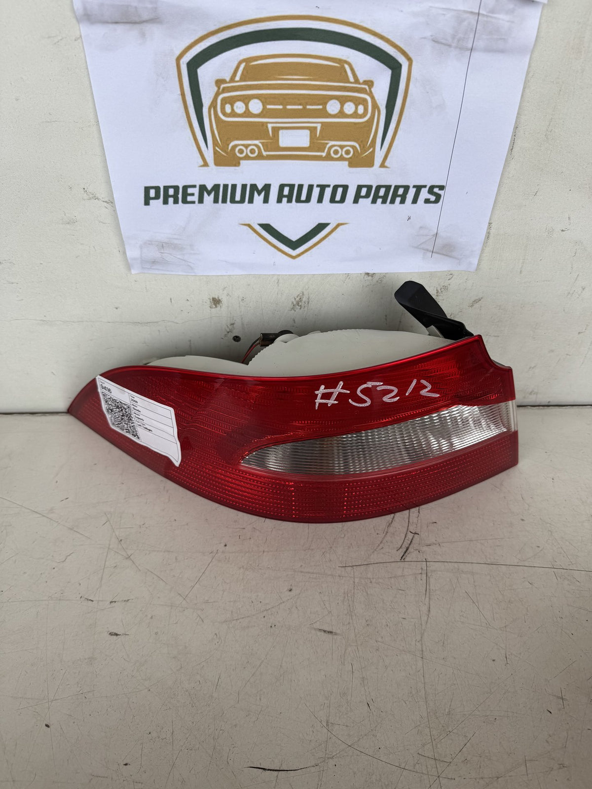 2009 Skoda Superb Sedan Left Taillight