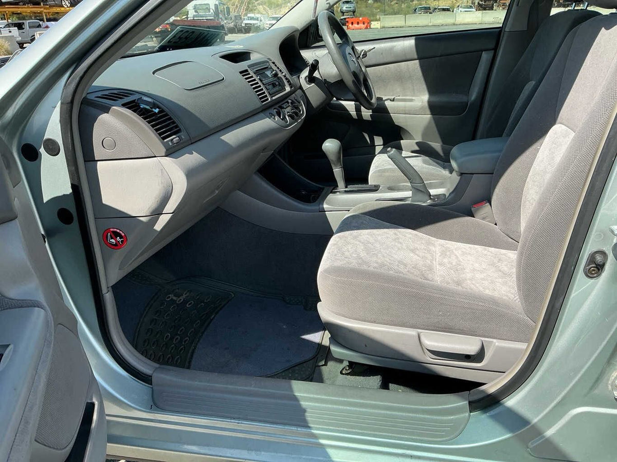2004 Toyota Camry Altise XV30