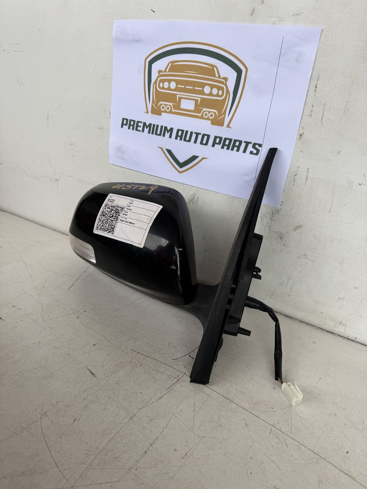 2011 Toyota RAV4 SUV Right Door Mirror