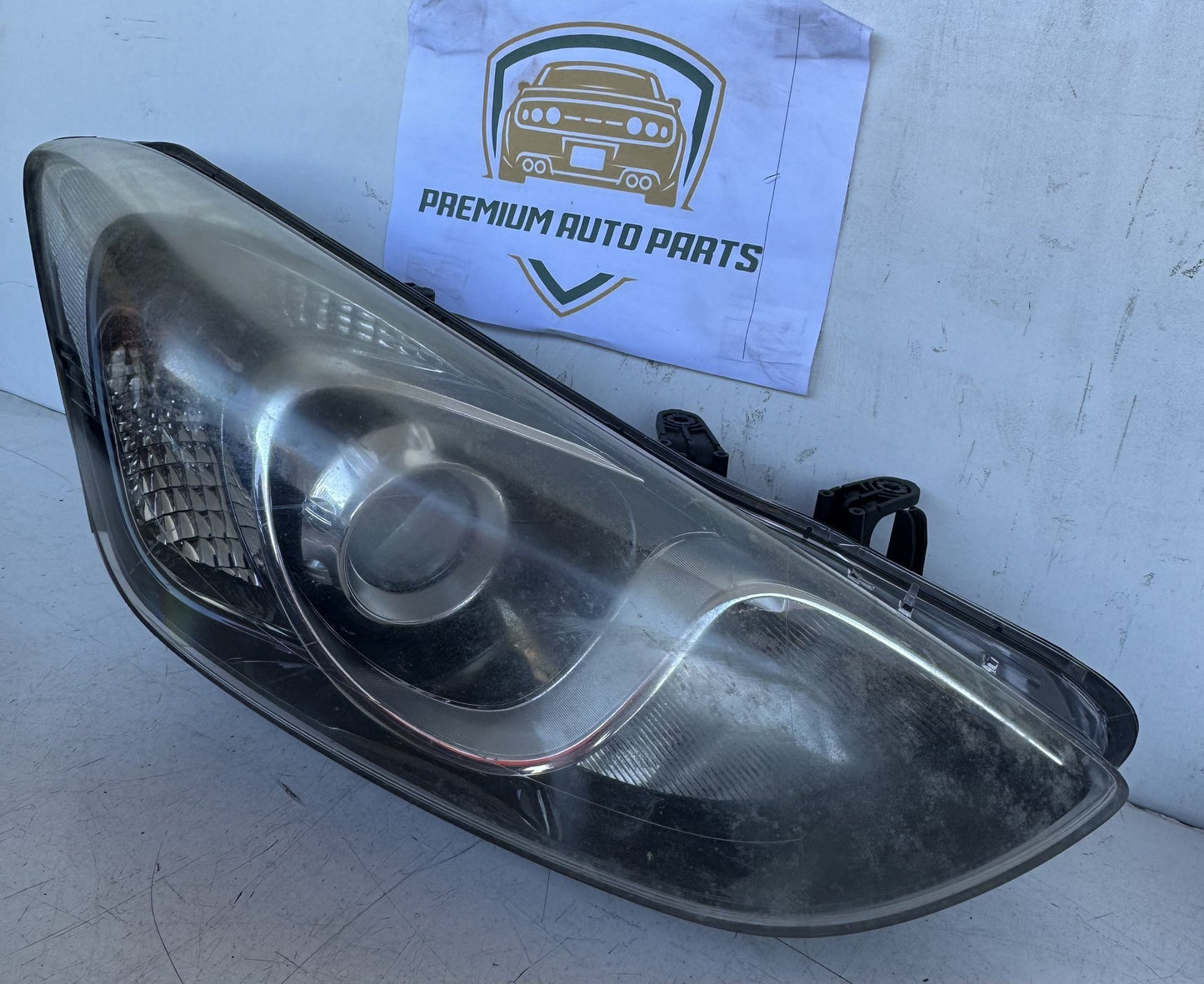 2015 Hyundai i30 GD Hatchback Right Headlight