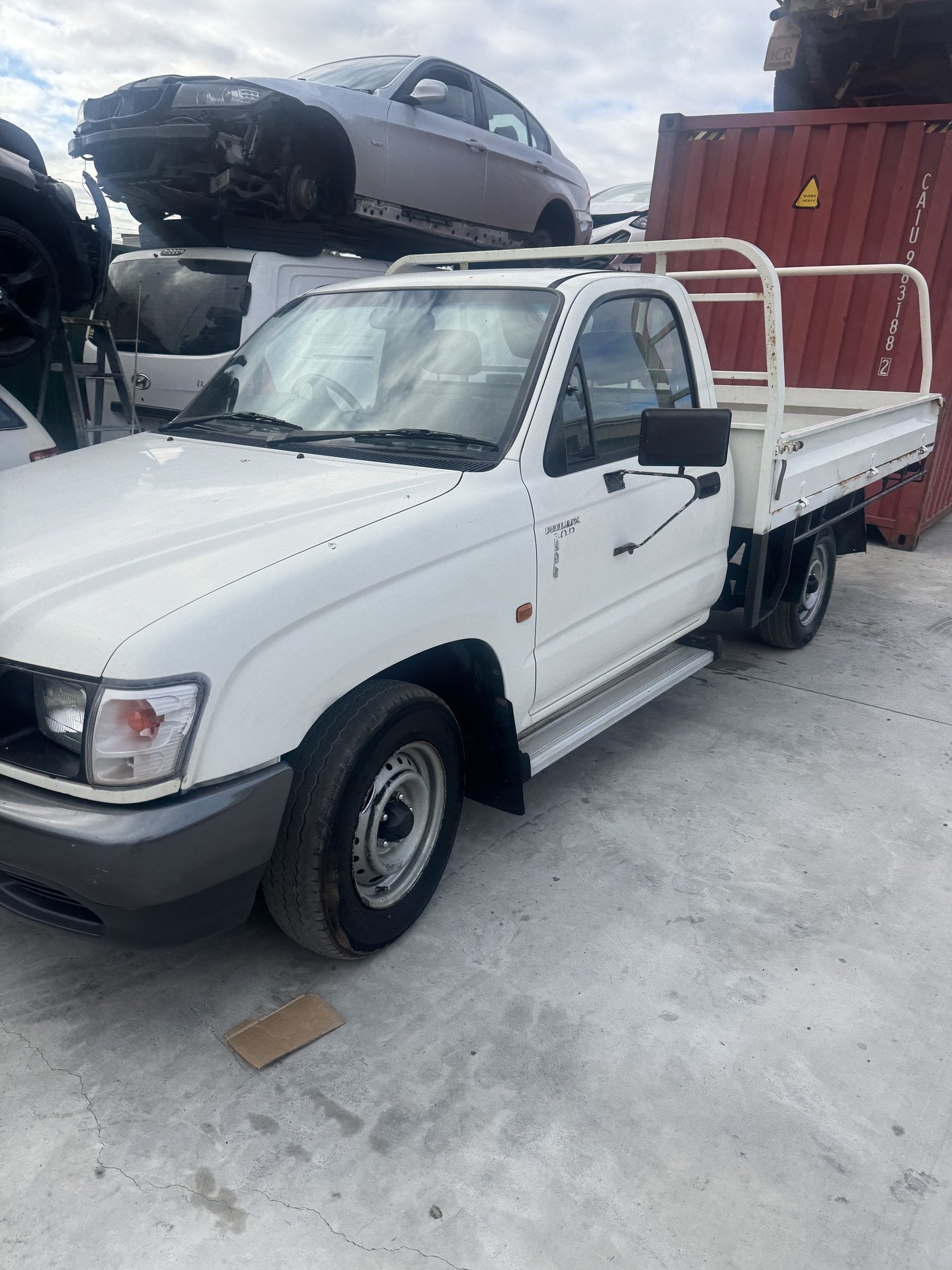 2003 Toyota Hilux  Pickup 
Toyota
Hilux