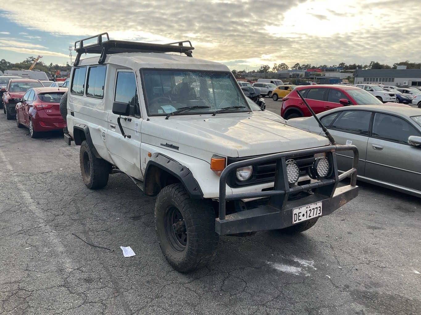 1995 Toyota Land Cruiser  J70Station Wagon 
Toyota
Land Cruiser