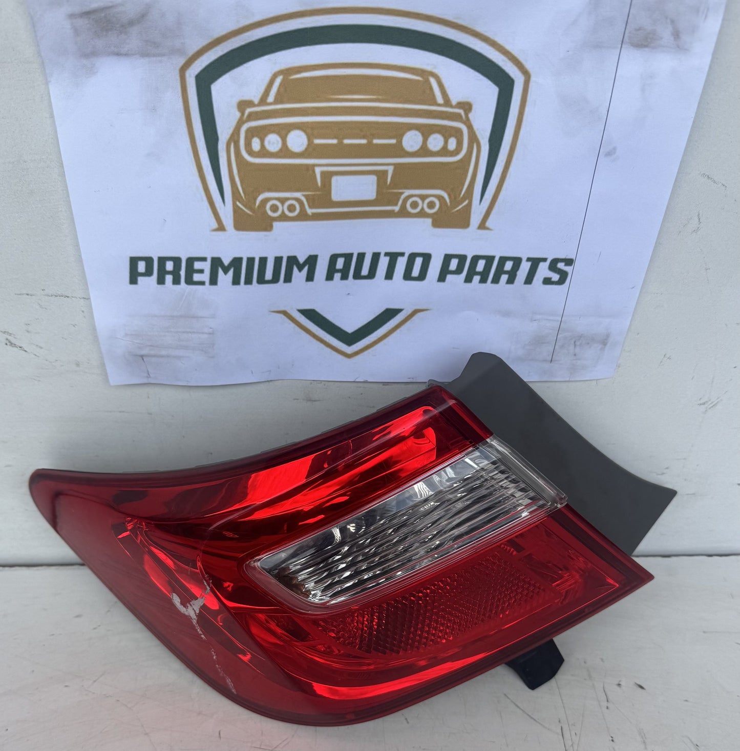 2016   Left Taillight