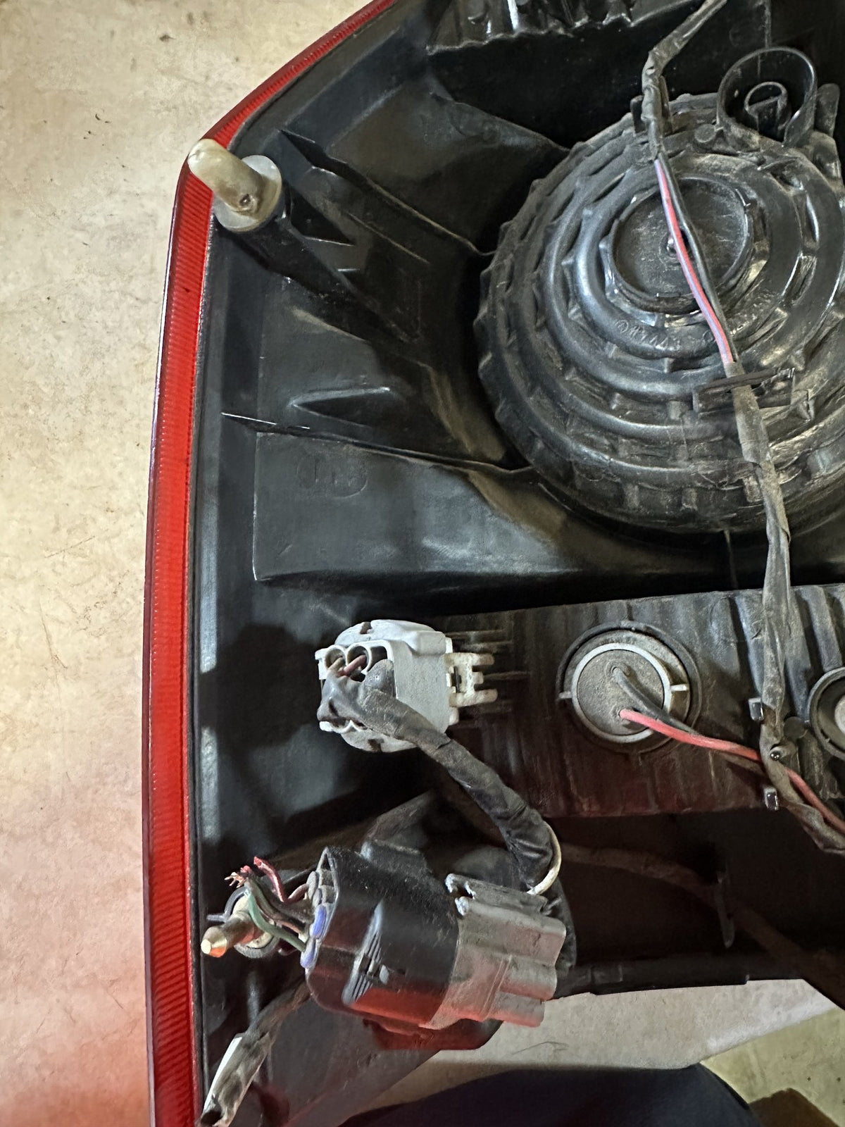 2005 Mitsubishi Pajero Right Taillight P3157