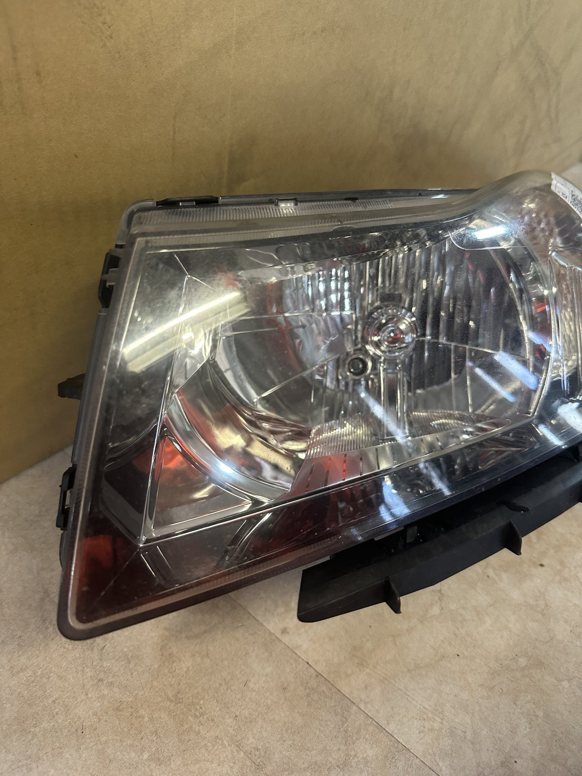 2010 Holden Cruze Cruze Left Headlight 12412