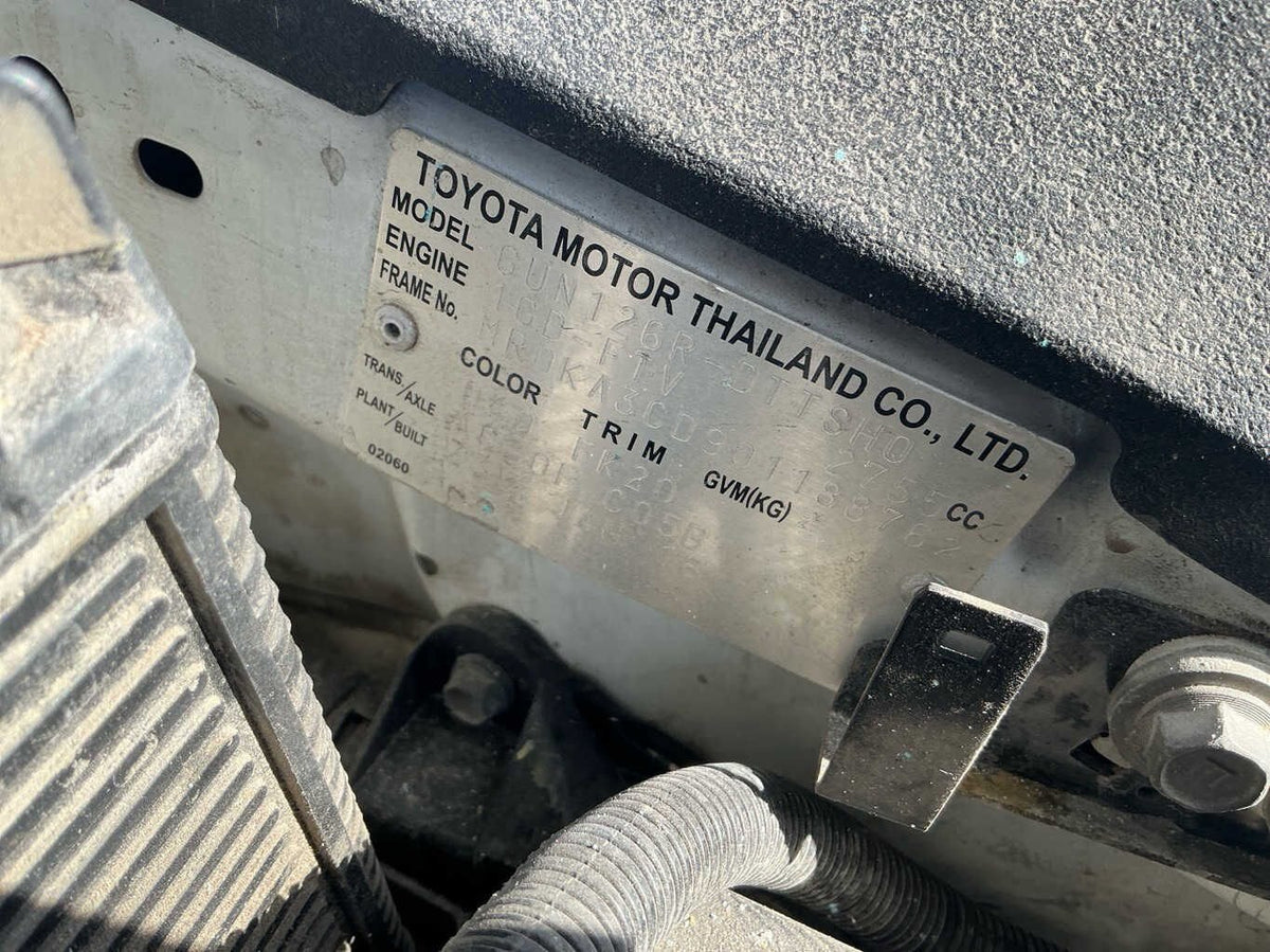 2016 Toyota Hilux SR