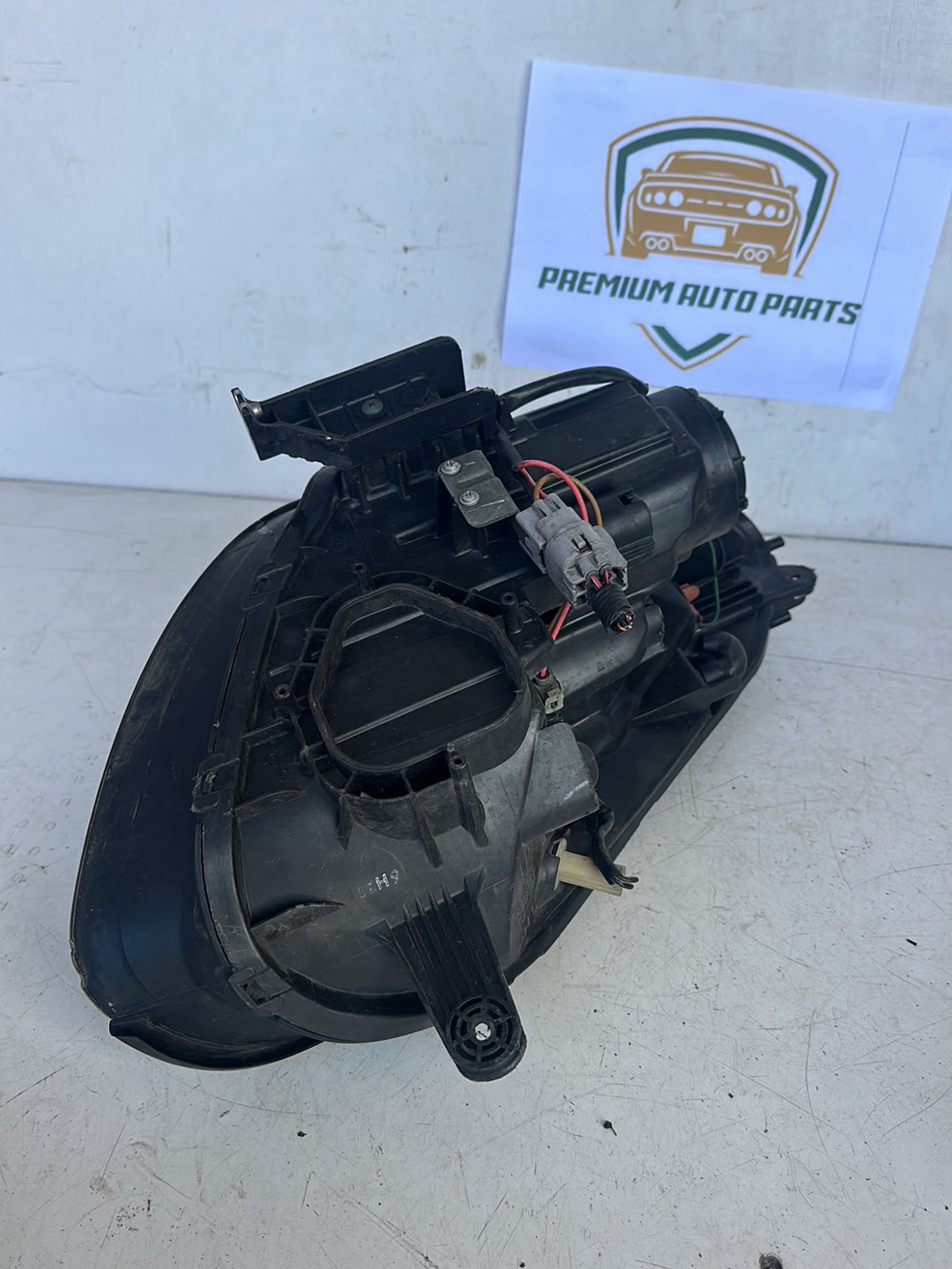 2007 Subaru B9 Tribeca SUV Left Headlight