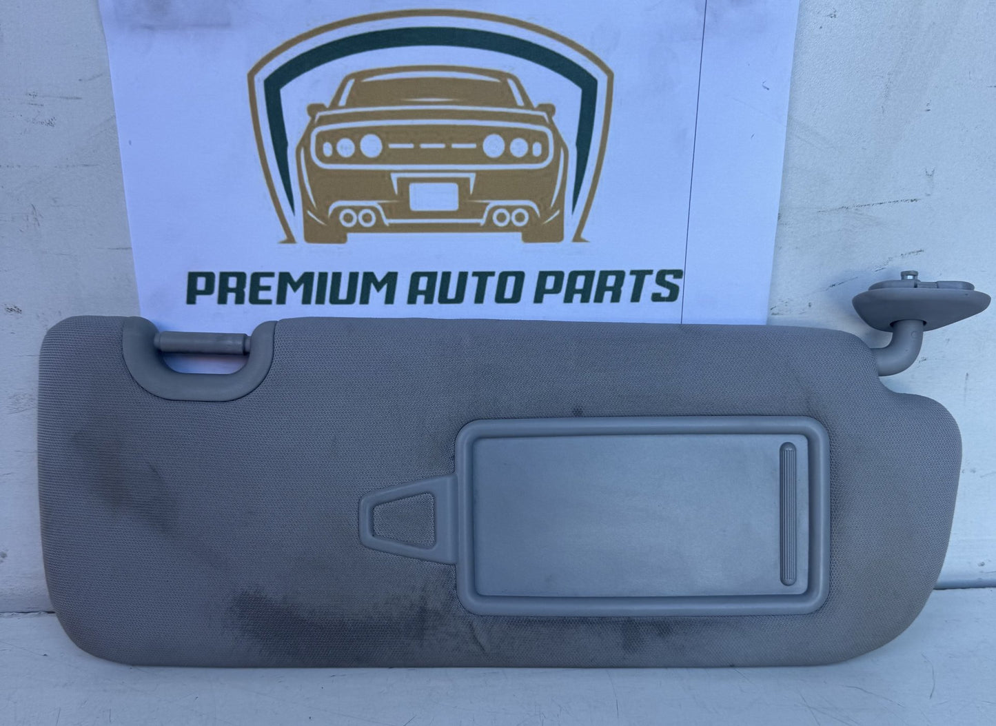 2013  DM Right Sun Visor