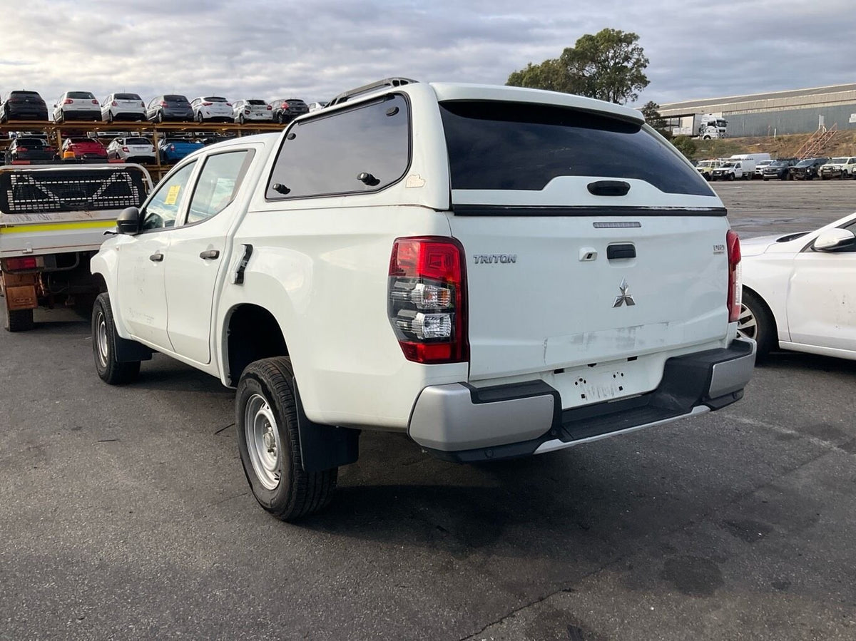 2021 Mitsubishi Triton MR
