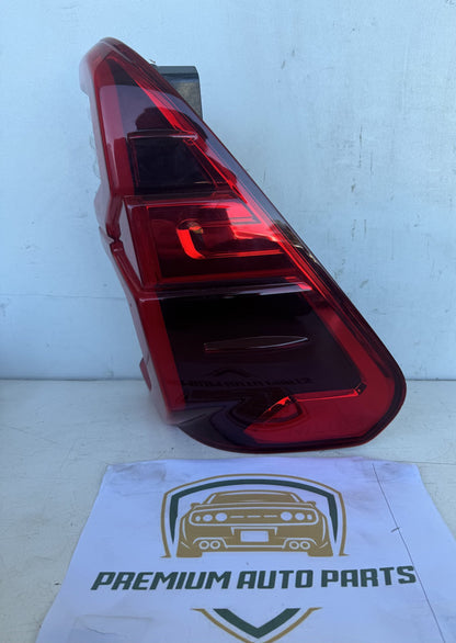 2023 Toyota Hilux Pickup Right Taillight