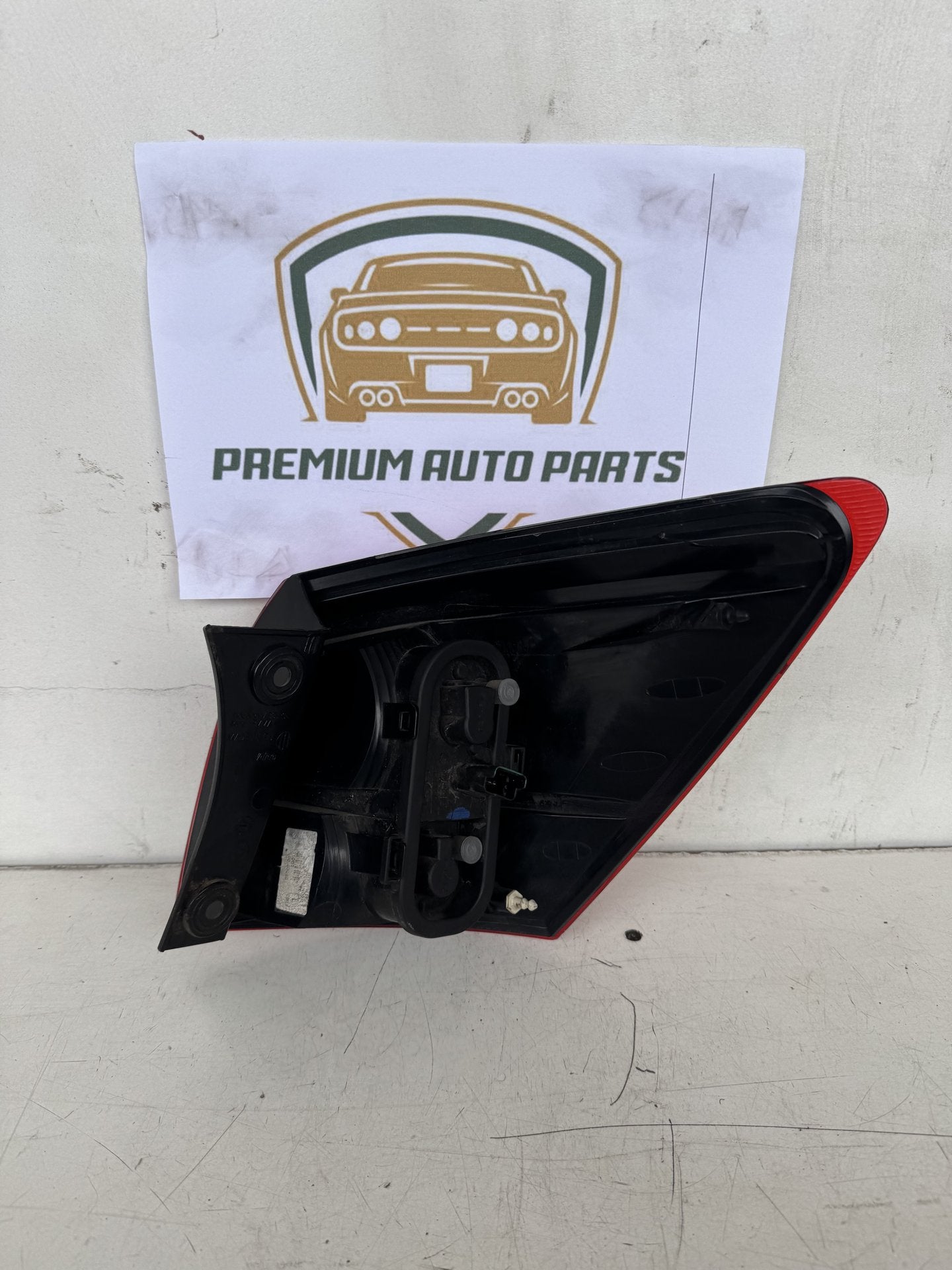 2009 Nissan Dualis Station Wagon Left Taillight