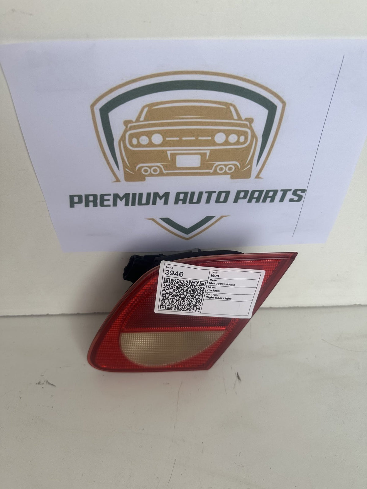 1998 Mercedes-Benz E-Class W210 Sedan Right Boot Light A2108201164