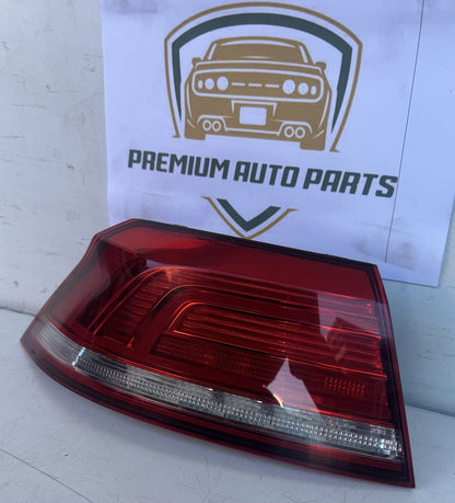 2018   Left Taillight