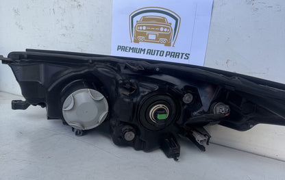 2015  U50 Right Headlight