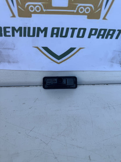 2014  GD Tailgate Handle Outer